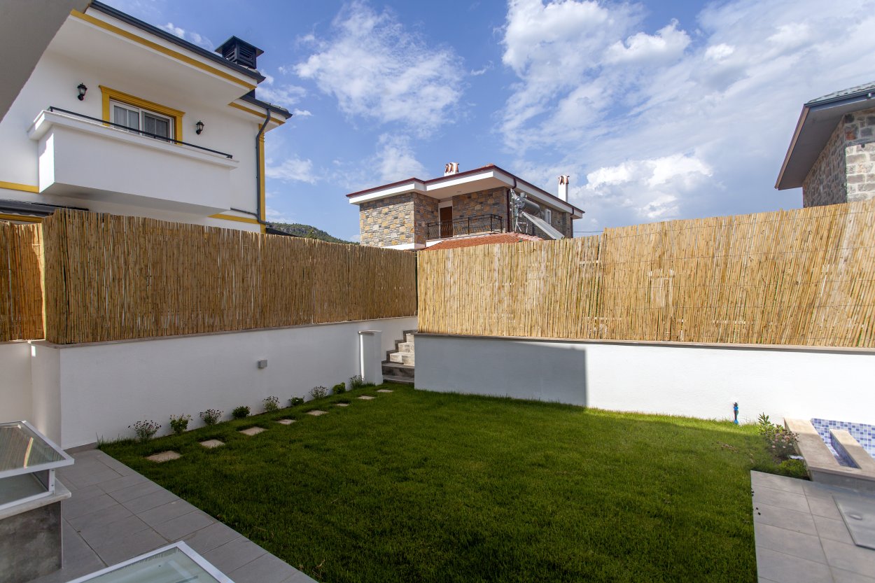 Roses Villa Çetibeli