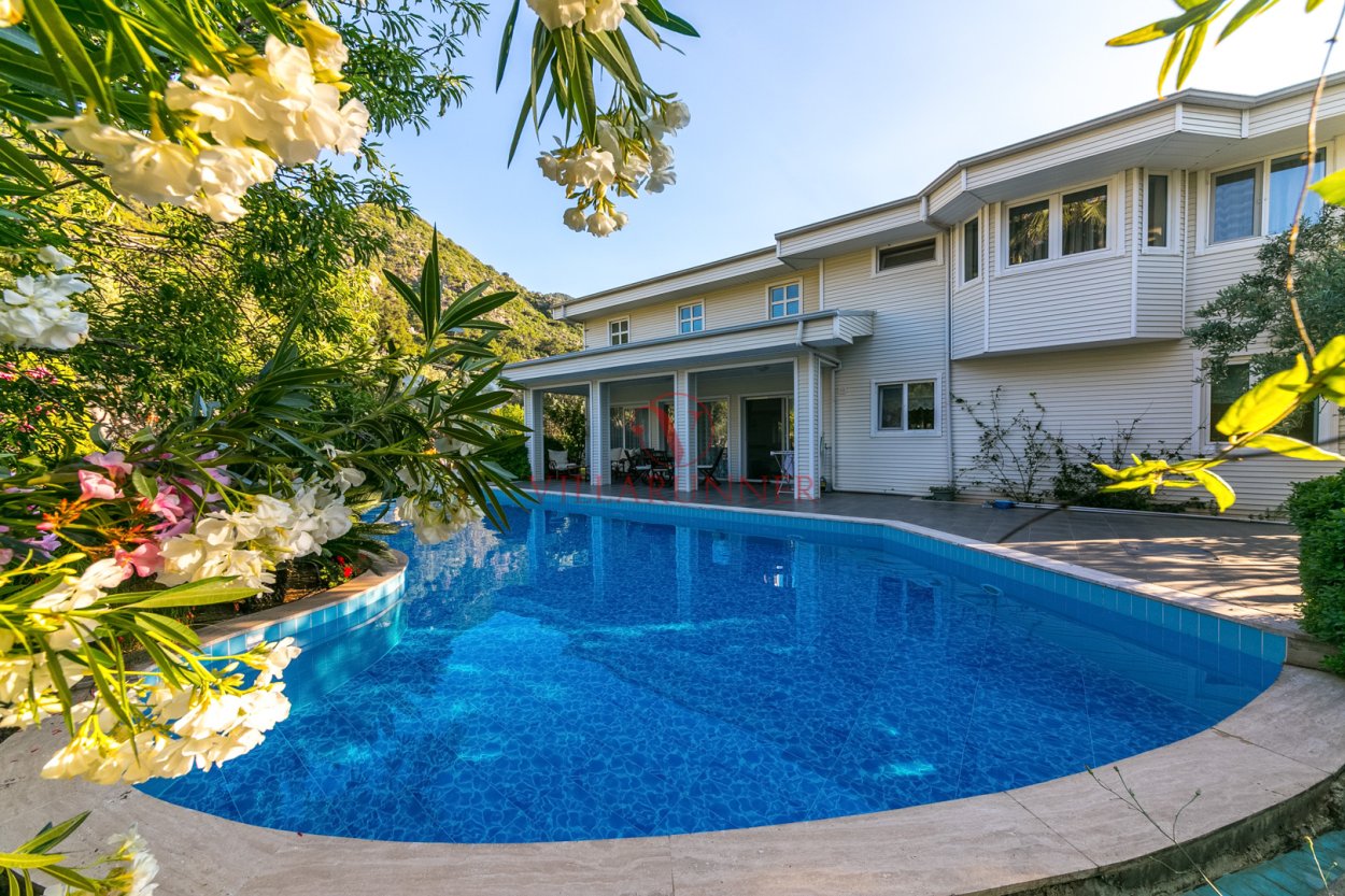 Blanc Villa İçmeler