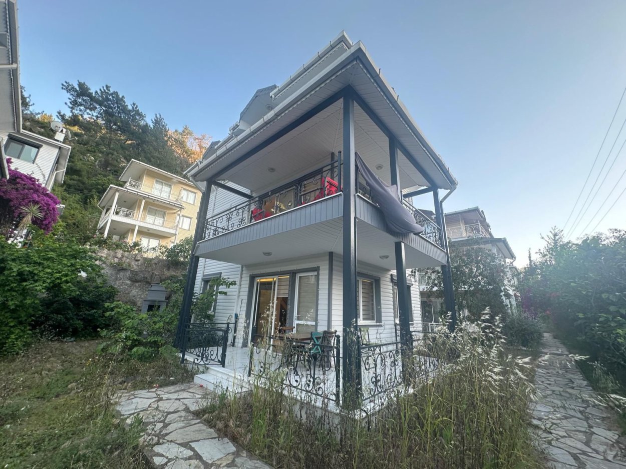 Pine Hill Villa