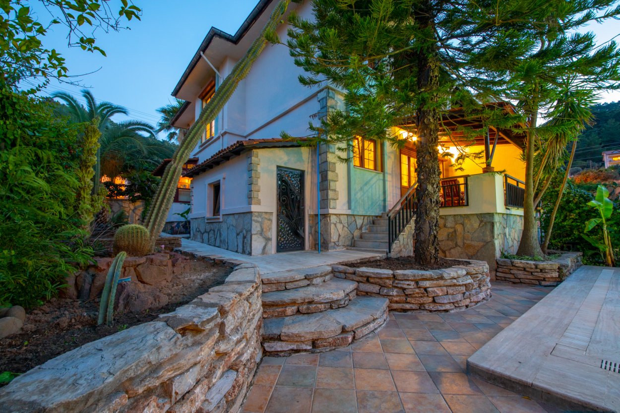 Otantik Villa Armutalan 