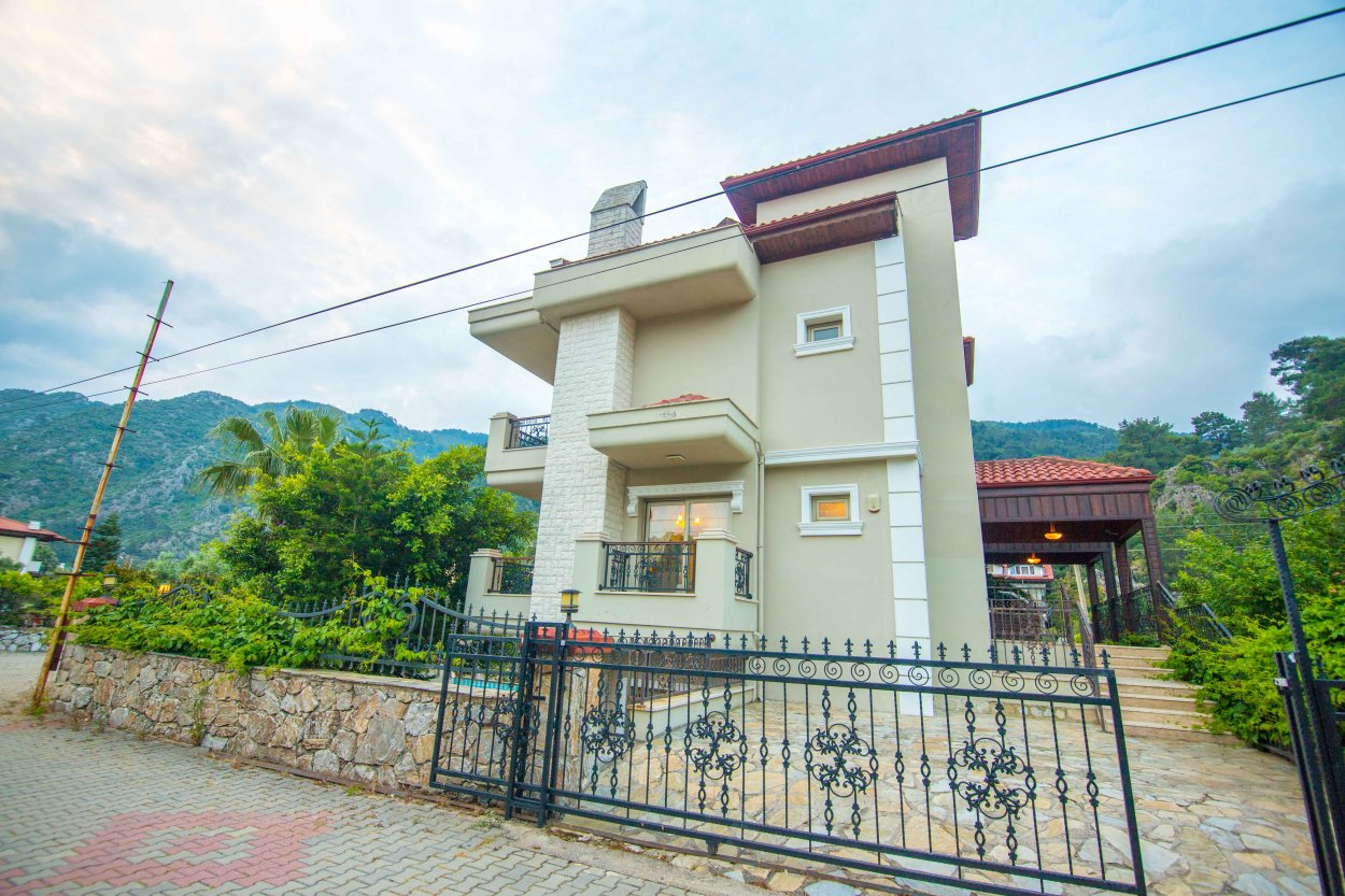Mete villa 1 İçmeler