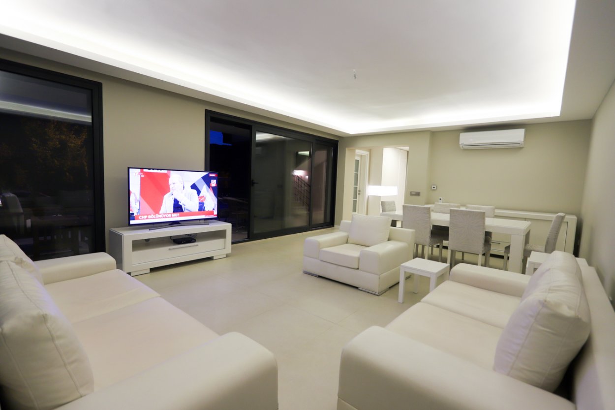 Grass Villa İçmeler