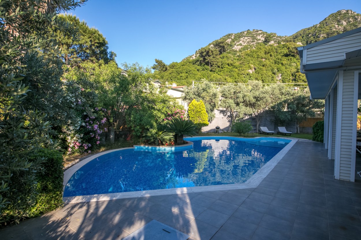 Blanc Villa İçmeler