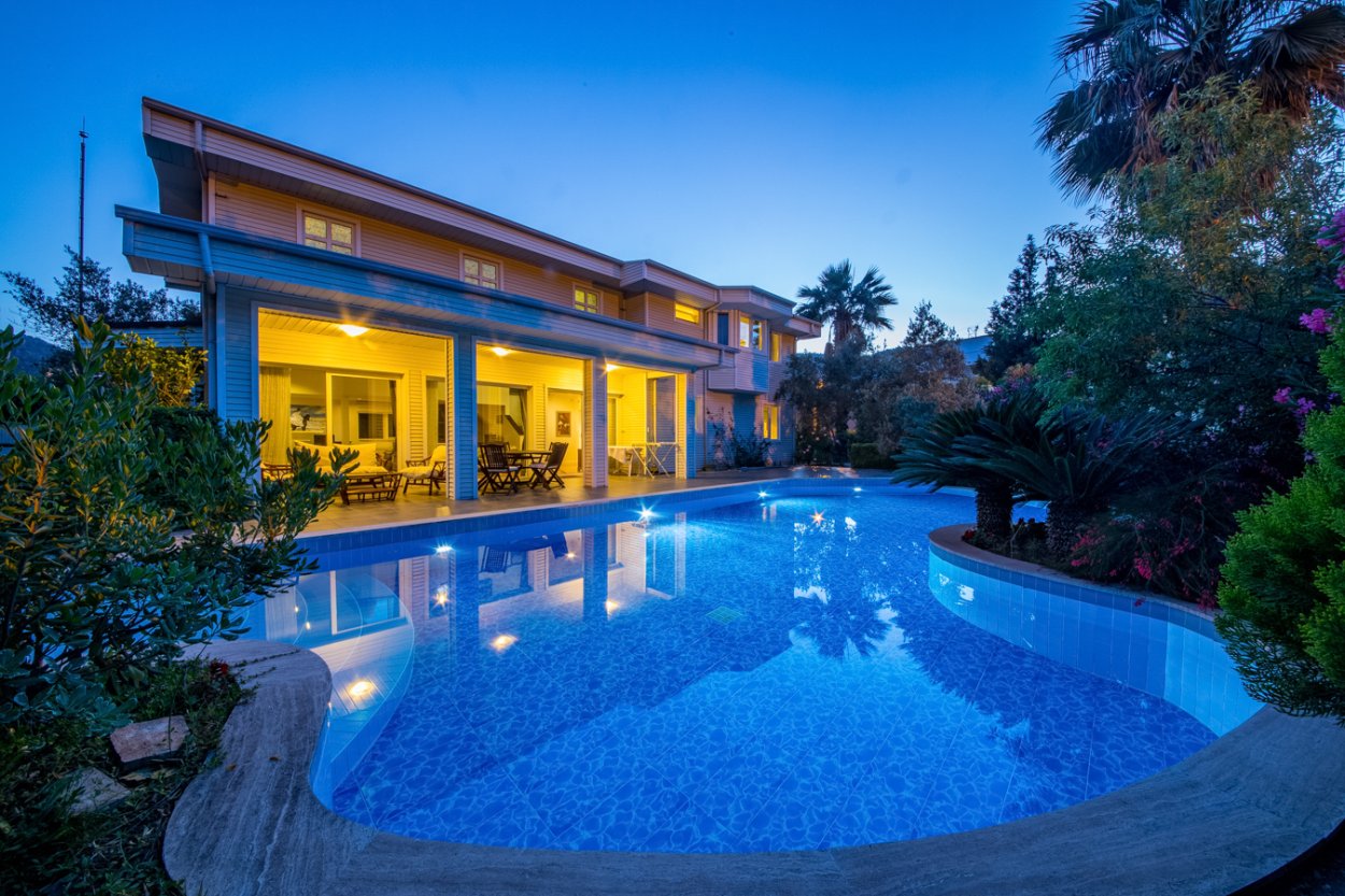 Blanc Villa İçmeler