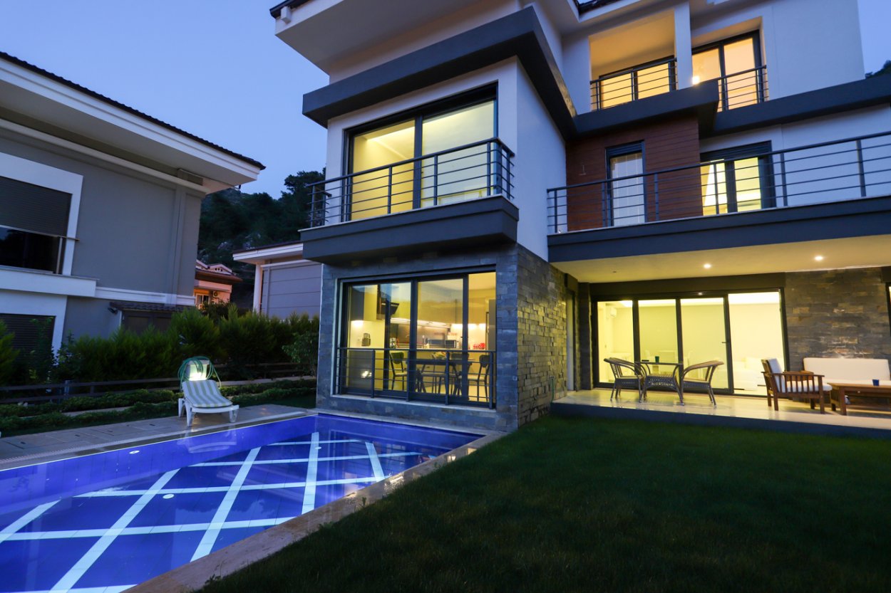 Grass Villa İçmeler