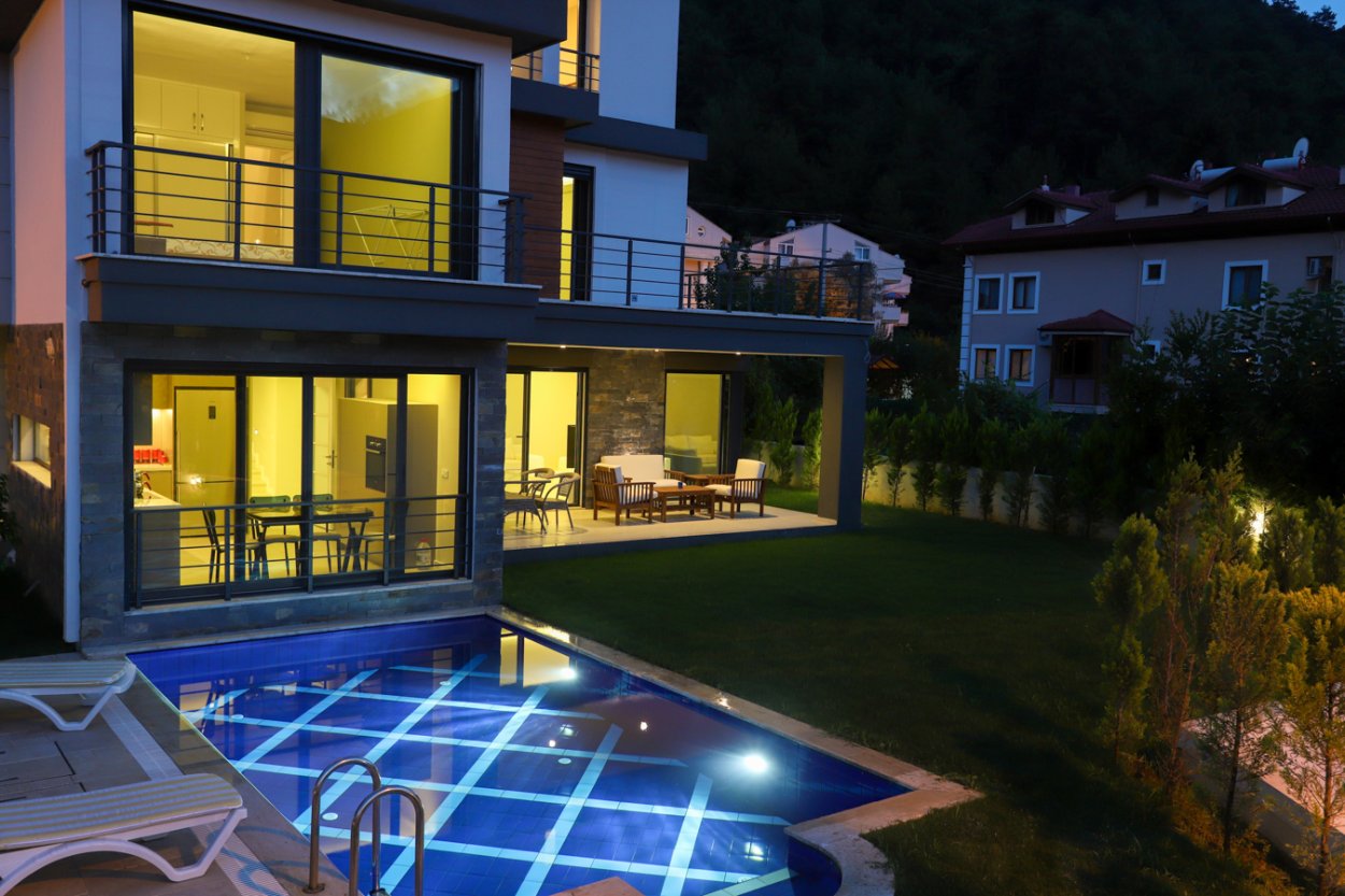 Grass Villa İçmeler