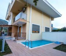Mandalin Villa İçmeler