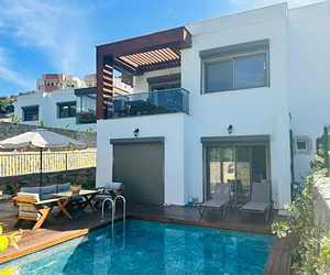 EVT1788 Villa Golden