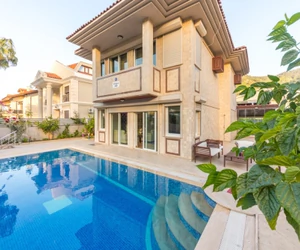 Villa Şükran İçmeler