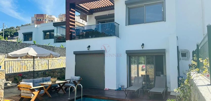 EVT1788 Villa Golden